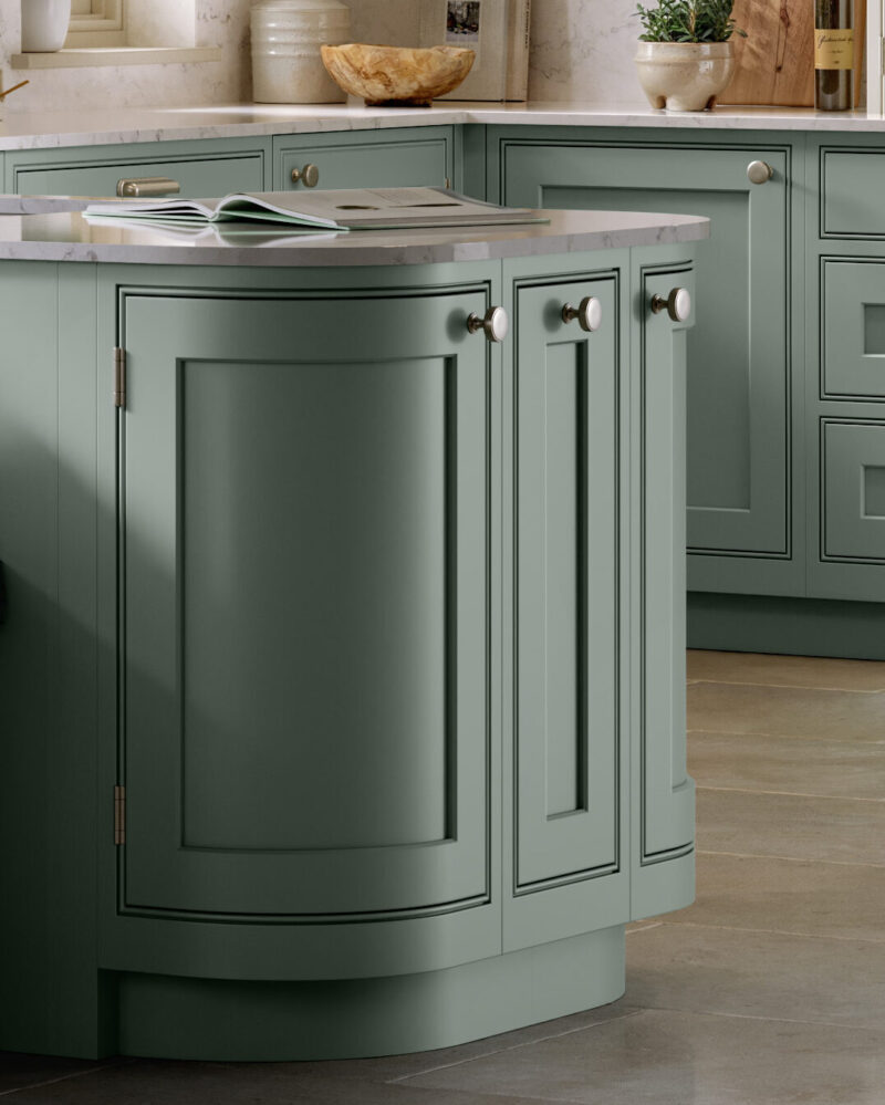 25 OMEGA BESPOKE S03 POWDER PARCHMENT A F03