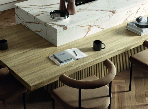 Autograph Painetd Cashmere New England Oak peninsula cameo