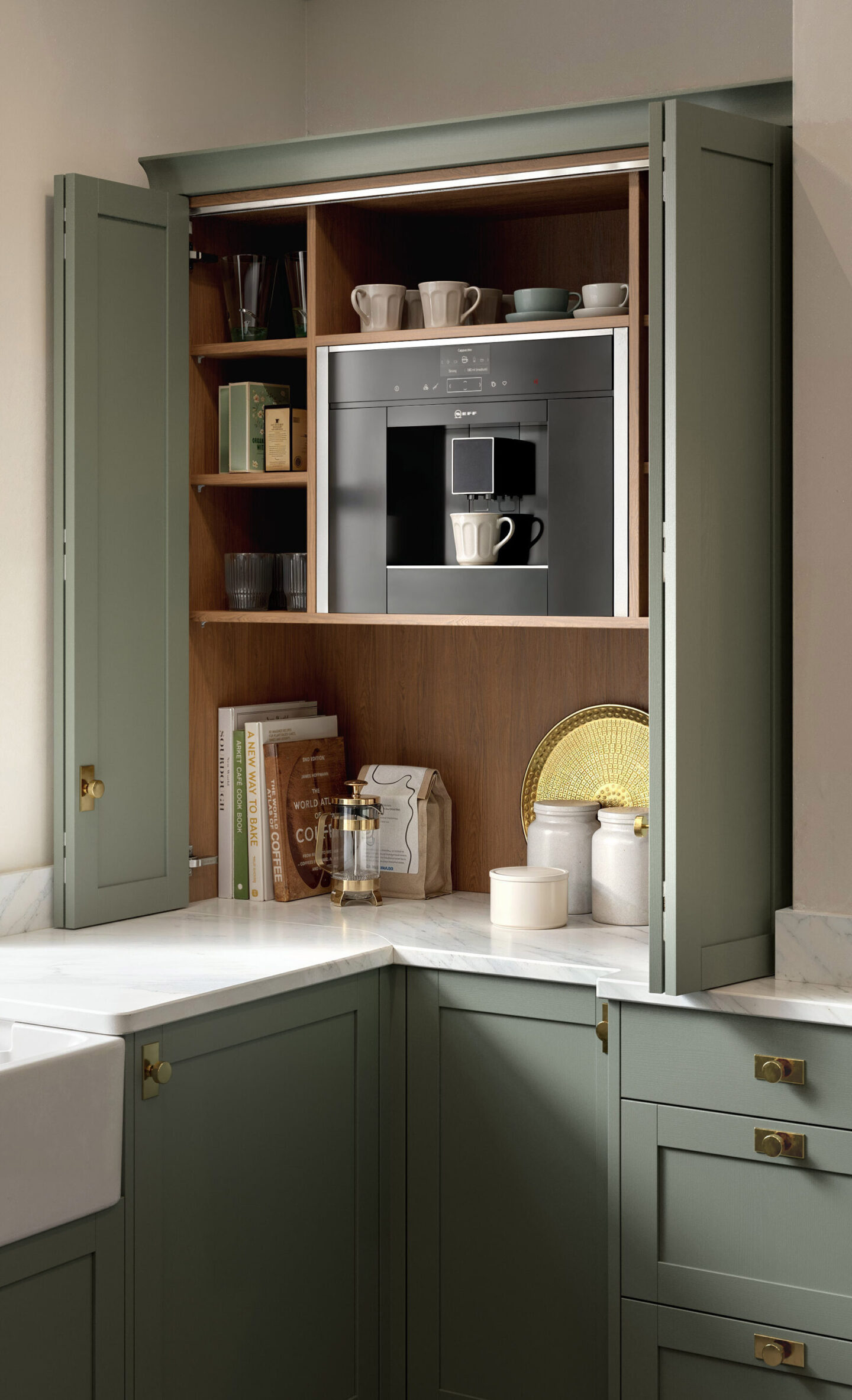 Sovereign Jade cameo bi fold dresser