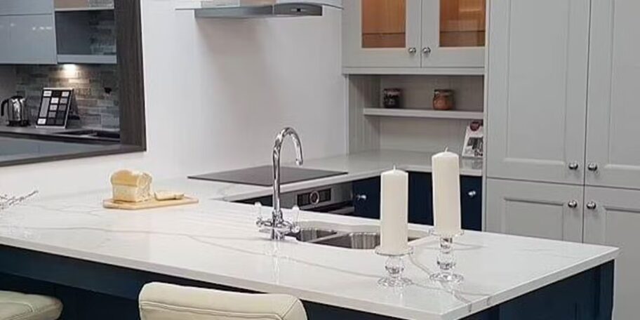 U shaped kitchens light worktop dark cabinets jpg