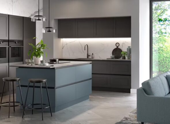 Novus Signature Painted Graphite with Setosa Painted Spitfire Blue 2023 05 25 132732 otiz jpg